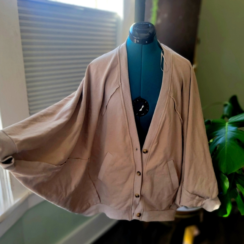 NWT Oversized  Tan Cardigan Size Large Batwing? Sleeves